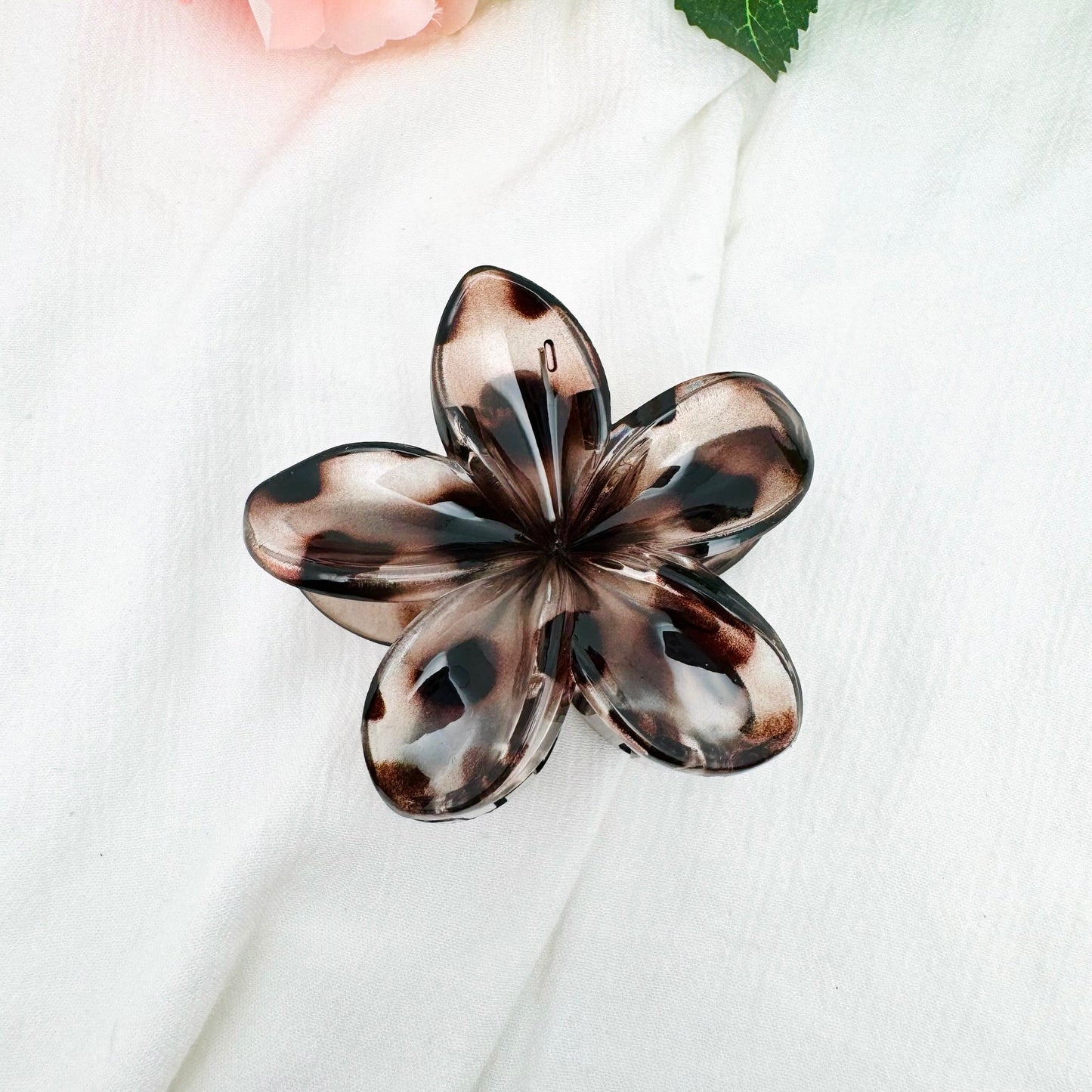 Pince a cheveux fleur hawaïenne à taches